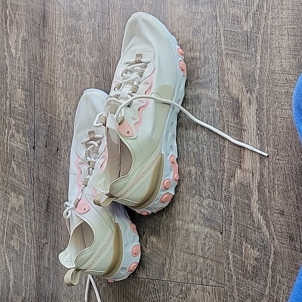 Nike React Size 9 - image 4